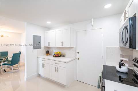 2780 NE 183rd St 2014, Aventura FL - photo 11 of 35