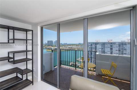 2780 NE 183rd St 2014, Aventura FL - photo 12 of 35