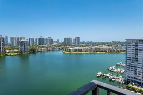 2780 NE 183rd St 2014, Aventura FL - photo 13 of 35