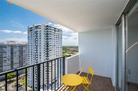 2780 NE 183rd St 2014, Aventura FL - photo 18 of 35