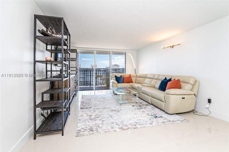 2 bedroom Condominium at 2780 NE 183rd St 2014, Commodore Plaza Condo, Aventura — photo 2