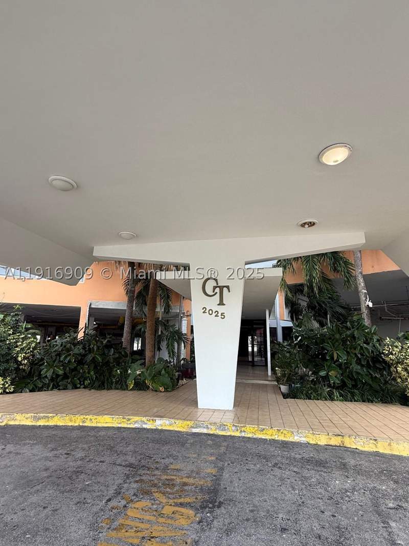 1 bedroom Condominium at 2025 NE 164th St 605, Crestview Towers Condo, North Miami Beach — photo 5