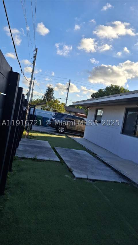 3510 NW 33rd Ave, Miami FL - photo 15 of 37