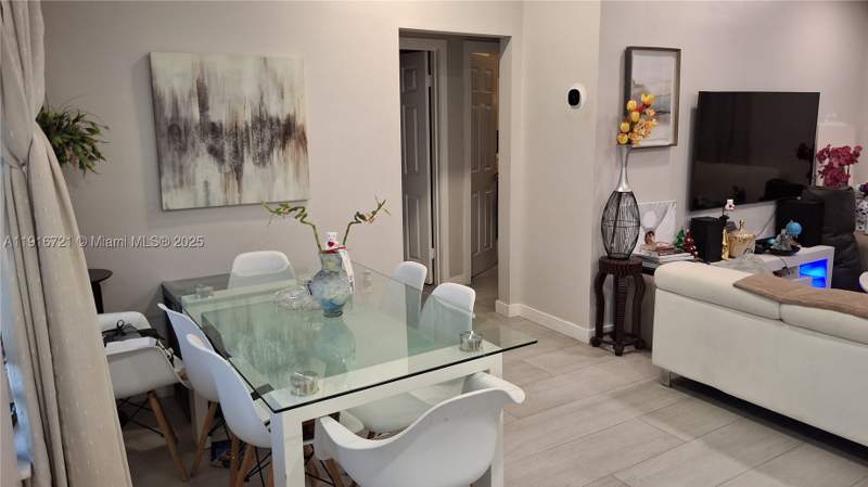 3 bedroom SingleFamilyResidence at 3510 NW 33rd Ave, Melrose Heights 4th Sec, Miami — photo 4