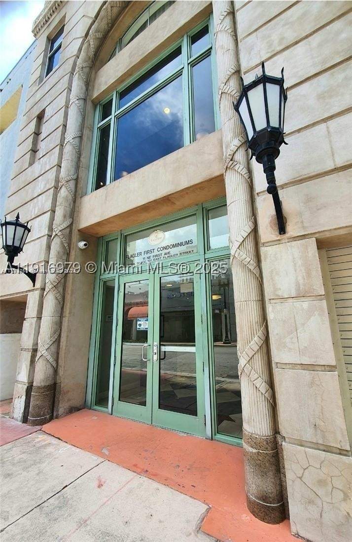 1 bedroom Condominium at 111 E Flagler St 507, Flagler First Condo, Miami — photo 2