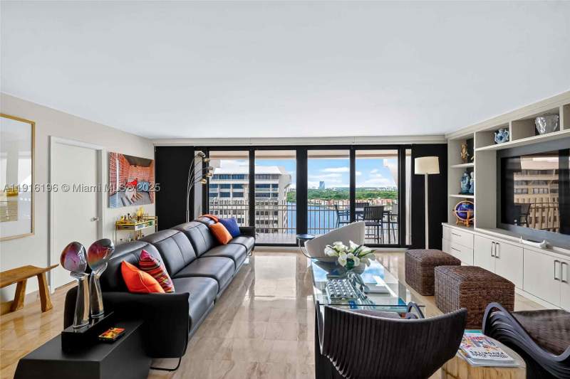 2 bedroom Condominium at 2 Grove Isle Dr B1804, Grove Isle Condo, Coconut Grove — photo 2