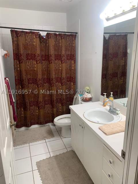 462 SE 23rd Dr, Homestead FL - photo 9 of 13