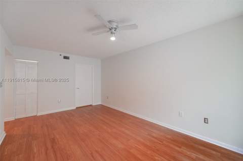 5900 Collins Ave 506, Miami Beach FL - photo 12 of 35