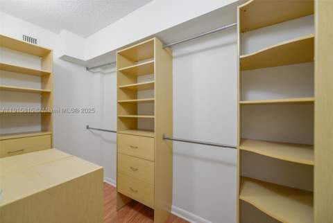 5900 Collins Ave 506, Miami Beach FL - photo 14 of 35