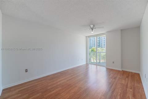 5900 Collins Ave 506, Miami Beach FL - photo 9 of 35