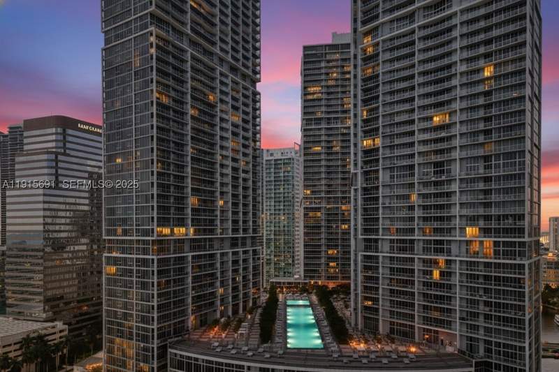 1 bedroom Condominium at 495 Brickell Ave 2206, Icon Brickell No Two, Miami — photo 3
