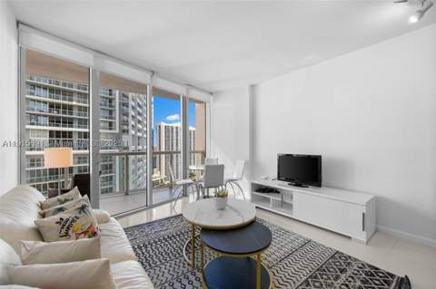 495 Brickell Ave 2206, Miami FL - photo 6 of 52