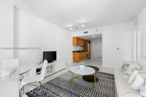 495 Brickell Ave 2206, Miami FL - photo 9 of 52