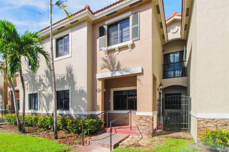 3 bedroom Townhouse at 22511 SW 88th Pl 7-24, The Courts At Bayshore I, Cutler Bay — photo 2