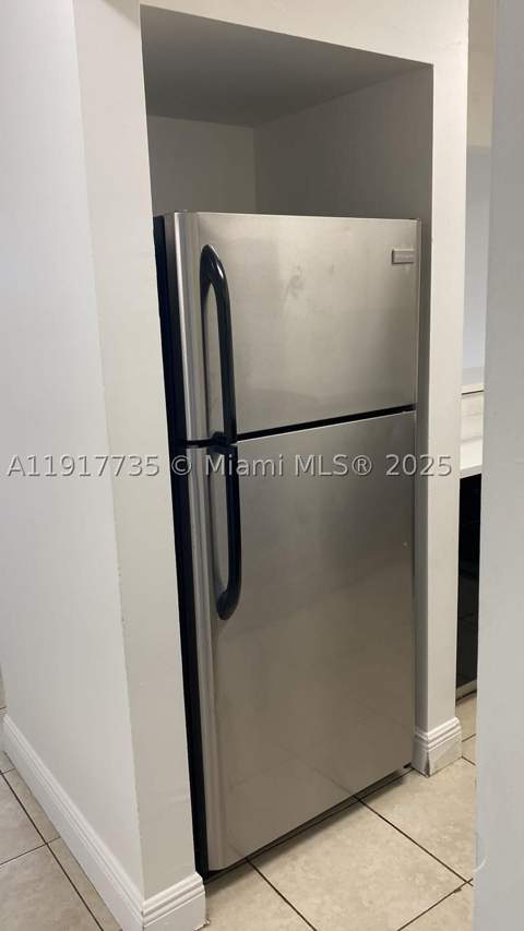 6930 Miami Gardens Dr 1-410, Hialeah FL - photo 8 of 15