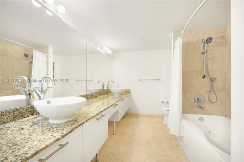 41 SE 5th St 1210, Miami FL - photo 14 of 15