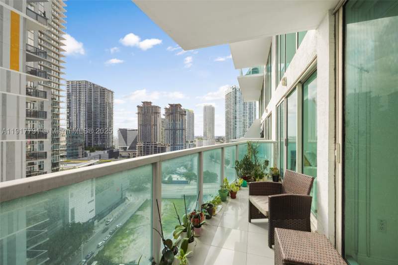 2 bedroom Condominium at 41 SE 5th St 1210, Brickell On The River S T, Miami — photo 3
