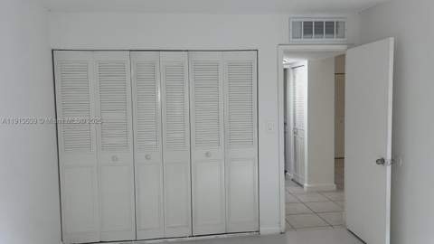 8860 Fontainebleau Blvd 403, Miami FL - photo 7 of 13