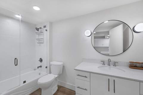 2301 Collins Avenue 323, Miami Beach FL - photo 6 of 32