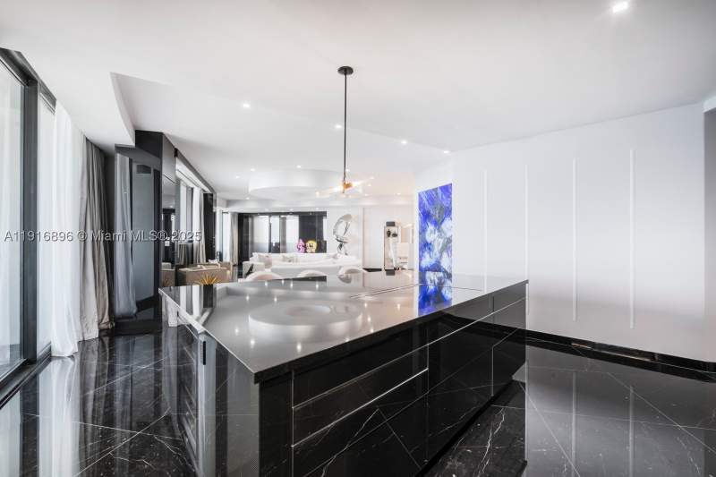 4 bedroom Condominium at 18555 Collins Ave 3505, 18555 Collins Avenue Cond, Sunny Isles Beach — photo 5