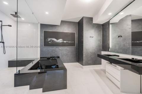 18555 Collins Ave 3505, Sunny Isles Beach FL - photo 8 of 52