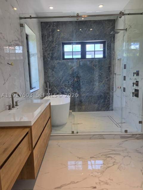 1221 Anastasia Ave, Coral Gables FL - photo 13 of 27