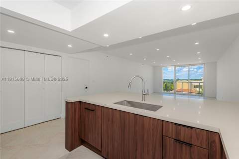 8855 Collins Ave 6E, Surfside FL - photo 10 of 24