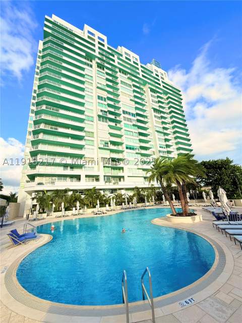 300 S Pointe Dr 906, Miami Beach FL - photo 24 of 54