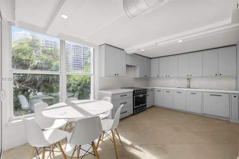 605 Ocean Dr 2L, Key Biscayne FL - photo 13 of 46