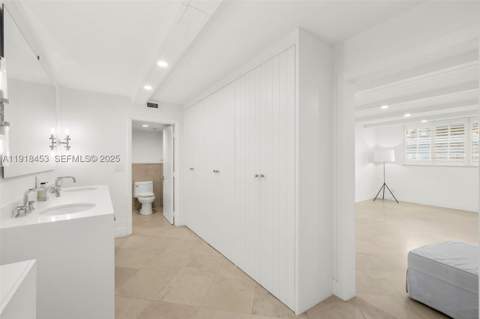605 Ocean Dr 2L, Key Biscayne FL - photo 24 of 46