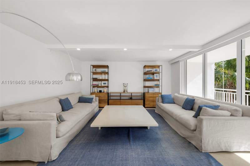 3 bedroom Condominium at 605 Ocean Dr 2L, Sands Of Key Biscayne Con, Key Biscayne — photo 3