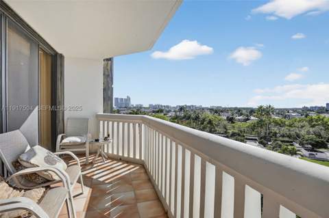 1000 Island Blvd 602, Aventura FL - photo 22 of 81