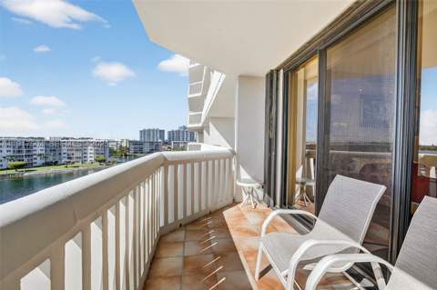 1000 Island Blvd 602, Aventura FL - photo 23 of 81