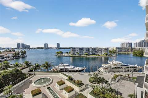 1000 Island Blvd 602, Aventura FL - photo 7 of 81