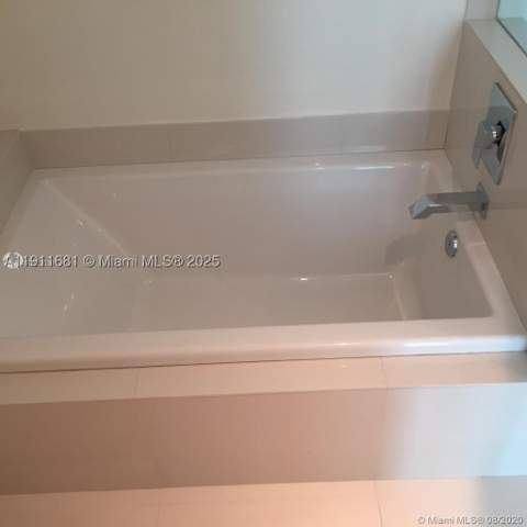 1100 S Miami Ave 2911, Miami FL - photo 6 of 24