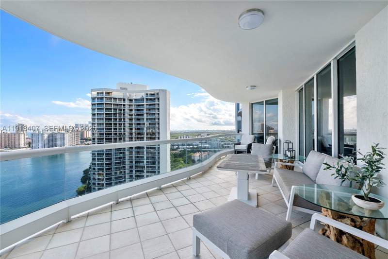 4 bedroom Condominium at 6000 Island Blvd 2406, Bellamare @ Williams Isla, Aventura — photo 5