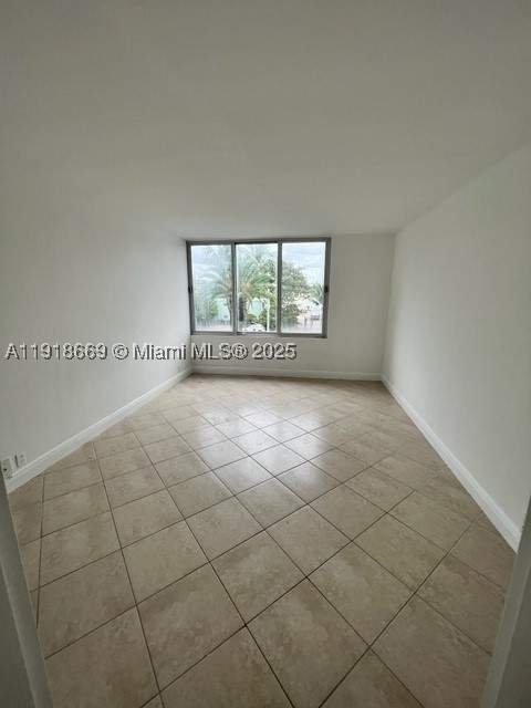 1000 West Ave 225, Miami Beach FL - photo 7 of 9
