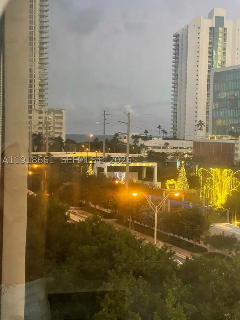 2 bedroom Condominium at 16909 N Bay Rd 716, Plaza Of Americas Condo P, Sunny Isles Beach — photo 3