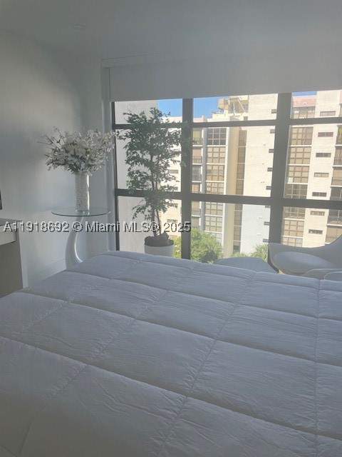 1 bedroom Condominium at 16909 N Bay Rd 805, Plaza Of Americas Condo P, Sunny Isles Beach — photo 4