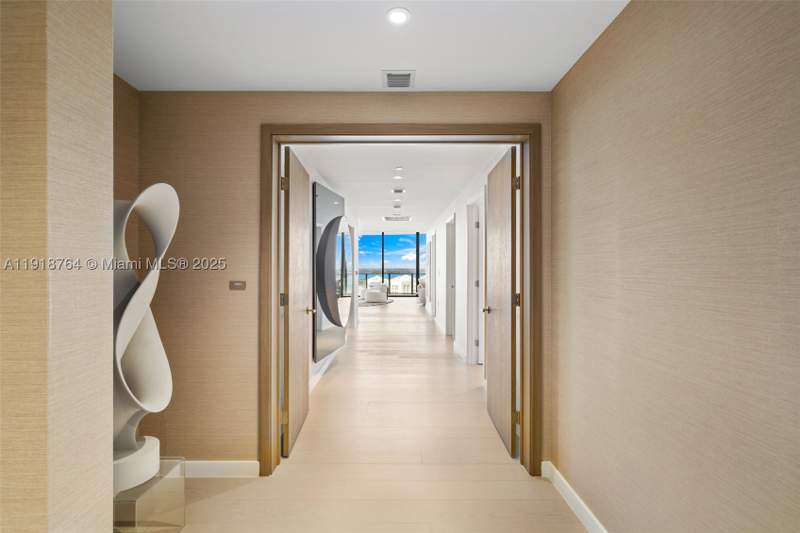 4 bedroom Condominium at 500 Alton 3402.03, Five Park Miami Beach, Miami Beach — photo 4