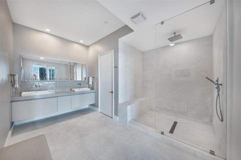 900 Brickell Key Blvd 1403, Miami FL - photo 17 of 33