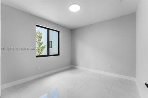 12389 SW 220 St, Miami FL - photo 15 of 20