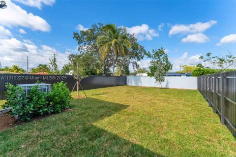 12389 SW 220 St, Miami FL - photo 17 of 20