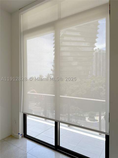 2655 S Bayshore Dr 405, Miami FL - photo 14 of 54