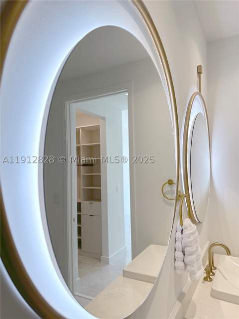 2655 S Bayshore Dr 405, Miami FL - photo 21 of 54