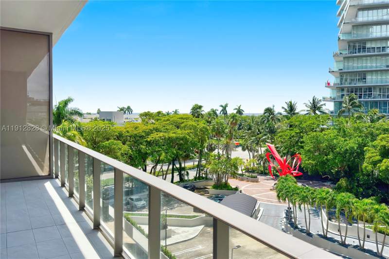 2 bedroom Condominium at 2655 S Bayshore Dr 405, Mr. C Residences, Miami — photo 3