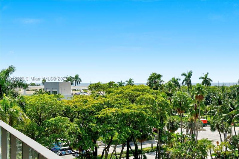 2 bedroom Condominium at 2655 S Bayshore Dr 405, Mr. C Residences, Miami — photo 4