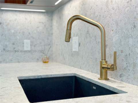 2655 S Bayshore Dr 405, Miami FL - photo 9 of 54