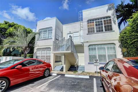 1127 Euclid Ave 206, Miami Beach FL - photo 15 of 20