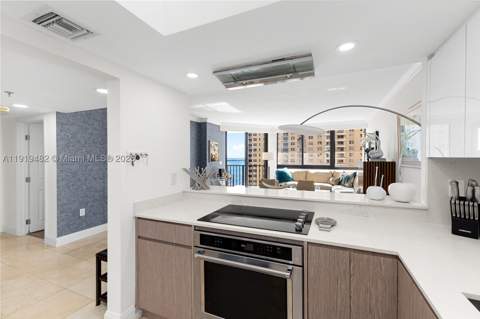 520 Brickell Key Dr A1207, Miami FL - photo 10 of 33